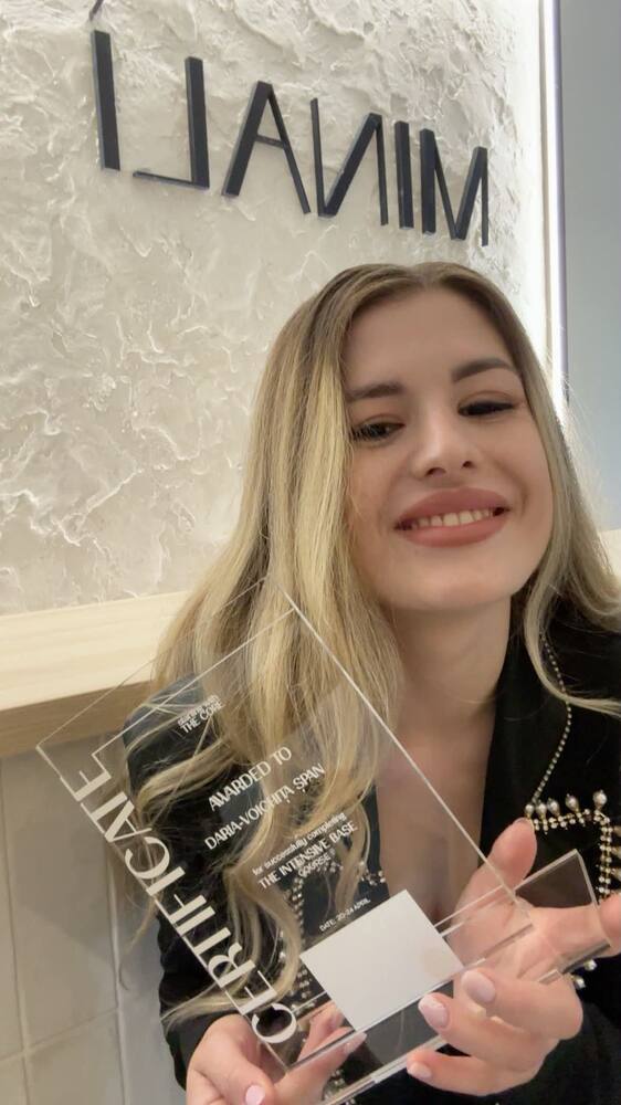 Daria Șpan, nail artist în Oradea